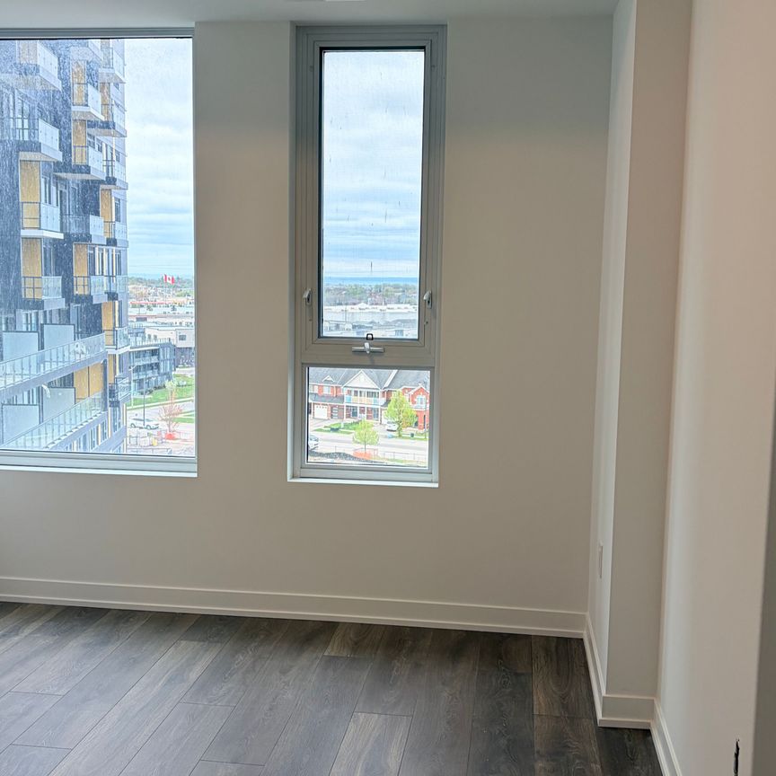 For Lease - 4878 Powers Common Unit# D801, Burlington, Ontario - Photo 1
