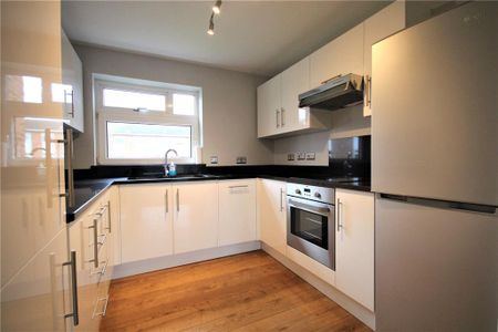 2 bedroom apartment to rent - Photo 5