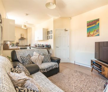 2 bed maisonette to rent in Rothbury Terrace, Heaton, NE6 - Photo 3