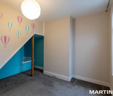 3 bedroom terraced house to rent - Photo 4