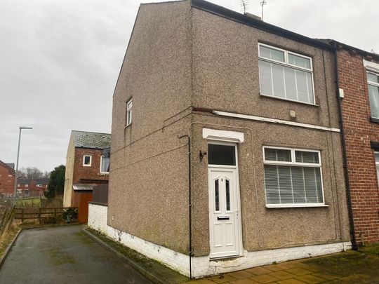 Tidy End Terrace with Open Aspect to Side in Bishop Auckland - Photo 1