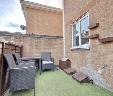 Claremont Road, Fratton, PO1 - Photo 3