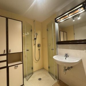 Charmante 2-Zimmer-Wohnung mit Aussicht - Photo 3