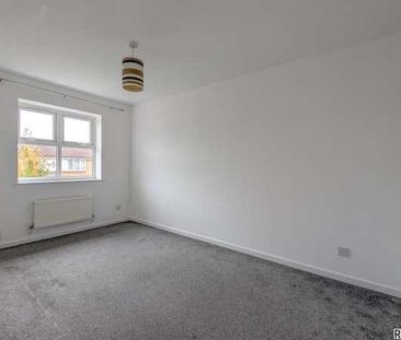 Linden Drive, Bradley Stoke, Bristol, United Kingdom, BS32 - Photo 5