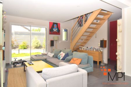 Location Maison 6 pièces 134m² - Photo 3