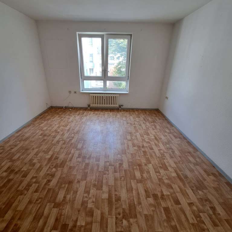 Mit WBS!!! Rollstuhlgerechte Wohnung in zentraler Lage von Mariendorf - Photo 1