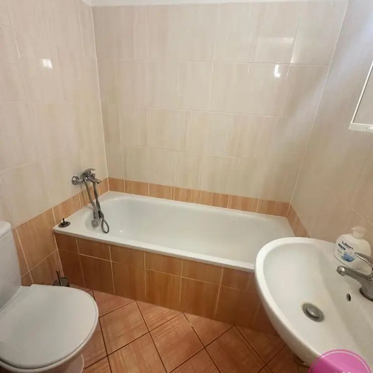 Pronájem bytu 1+kk o velikosti 31 m - Photo 1