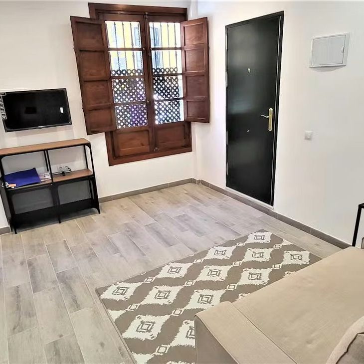 Calle Parras, Sevilla, Andalusia 41002 - Foto 1