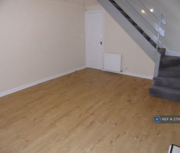 2 bedroom semi-detached house to rent - Photo 1