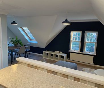 1 Bed Flat, Castleton Court, LS16 - Photo 2