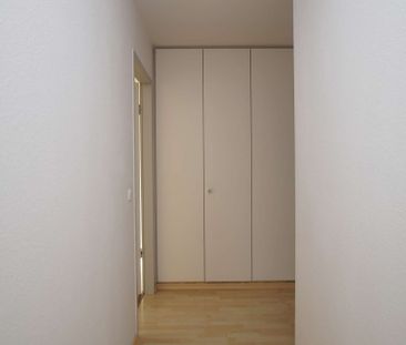 Großzügige 2-Raumwohnung mit Stellplatz - Photo 1