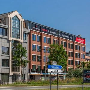Studio te huur in Antwerpen voor € 850 met 1 slaapkamer - Photo 2
