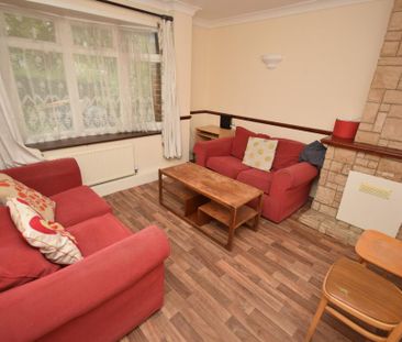 4 bedroom house to rent - Photo 1