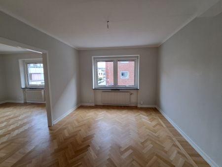 Södra Drottninggatan, Uddevalla - Photo 3