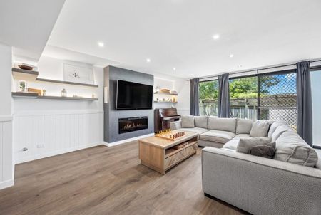 A Stunning Modern House! - Photo 2