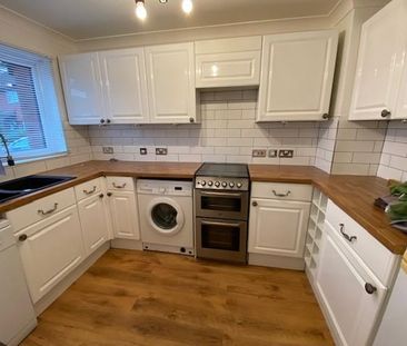 3 bedroom terraced house to rent - Photo 6