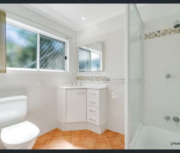 Two Bedroom Duplex - Walk To The Beach! - Photo 1