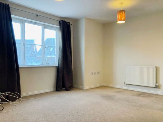 2 bedroom coach house to rent - Photo 1