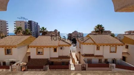 Alquiler de piso en Urbanización Cabo Verde s/n - Photo 5