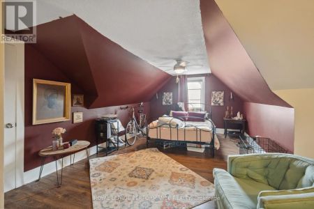 2 - 78 CAMBRIDGE STREET N - Photo 3