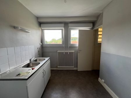 Location - Appartement T4 - 65 m² - Pont-de-Roide-Vermondans - Photo 3
