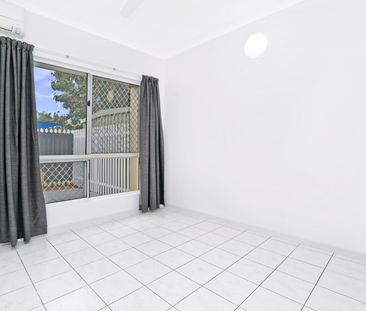 NEAT, MODERN AND CONVENIENT LIVING - Photo 4