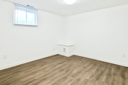 For Lease - 38 Clarendon Avenue Unit# Basement, Hamilton, Ontario - Photo 4