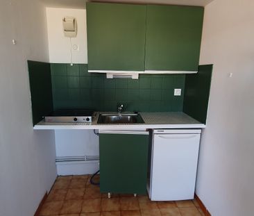 Location Appartement 1 pièce 39m² MONTPELLIER 34000 - Photo 2