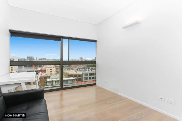 MGM MARTIN - ONE BEDROOM APARTMENT - Photo 1