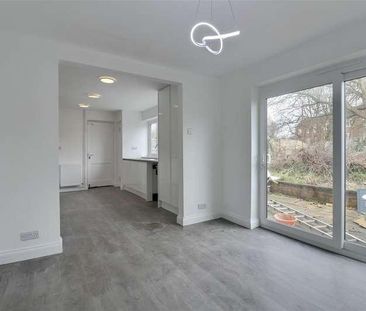 Ashdown, Gosport, PO13 - Photo 1