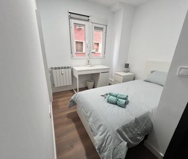 Calle Gasómetro, Madrid, Community of Madrid 28005 - Photo 4