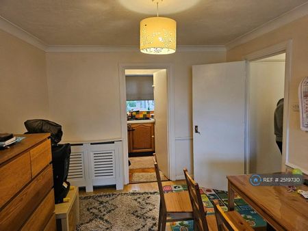 1 bedroom flat to rent - Photo 5