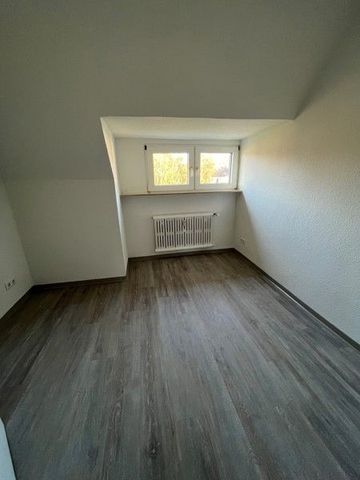 Gemütliche Dachgeschosswohnung sucht Mieter - Photo 5