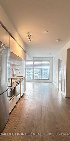 Jarvis / Dundas-Bright Open 1Bdrm+Den 1Bath - Photo 1