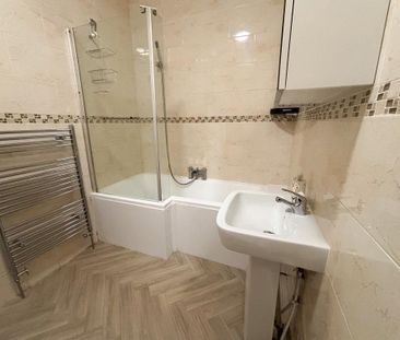 3 bedroom terraced house to rent - Photo 3