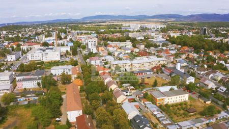 Na prenájom nadštandardný 3- izbový byt v širšom centre Mi - Photo 3