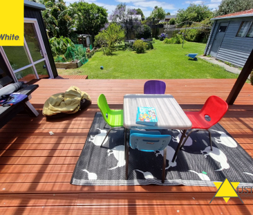 111 Flanshaw Road, Te Atatu South - Photo 4