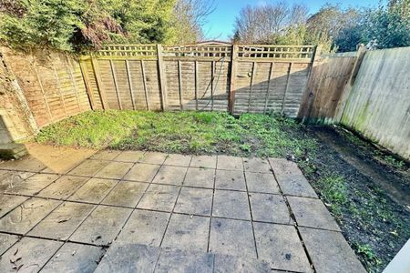 Clifford Road, BOURNEMOUTH - Photo 2