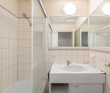 NEW TO MARKET Prime Surfers Paradise Location! - Photo 5