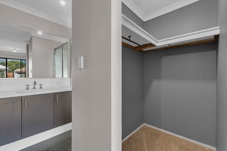 Lovely 3 Bedroom House in Baldivis - Photo 3