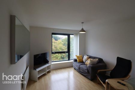 1 bedroom in a house share to rent - Photo 3