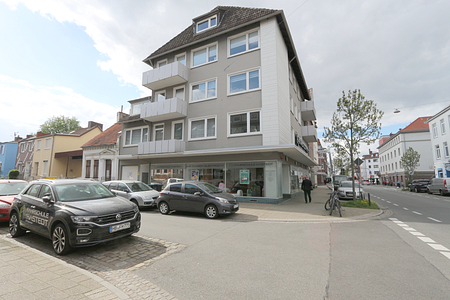 Sanierte 3,5-Zimmer-Wohnung im 1. Obergeschoss mit Balkon. - Foto 4