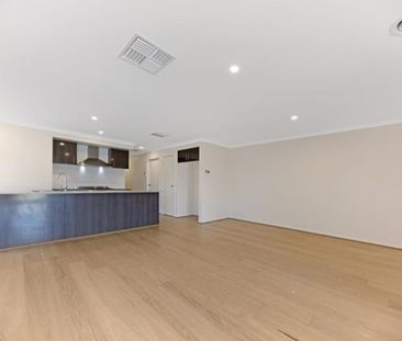 A Spacious Family Home For Rent in Wallan - Photo 3