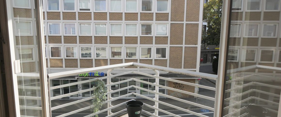 Schöne 2-Zimmerwohnung mit zwei Balkonen in Verkehrsgünstiger Aachener Lage! - Foto 1