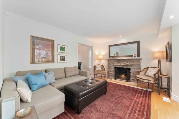 For Lease - 594 NOBLE Crescent, Billings Bridge - Riverside Park and Area, Ontario - Photo 1