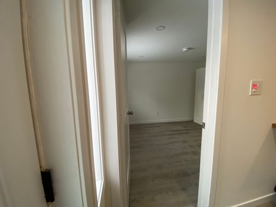 For Lease - 371 Daytona Court Unit# Basement, Oshawa, Ontario - Photo 1