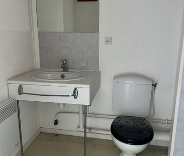 Location Appartement 1 pièce 15m² - Photo 4