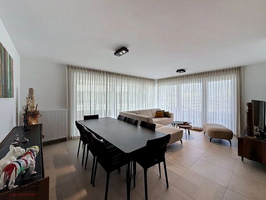 STIJLVOL GEMEUBELD 2 SLPK APP MET TERRAS - Foto 1