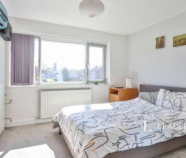 Collwood Close, Poole, BH15 - Photo 5