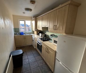 34 Fitzwilliam Square, Belfast, Belfast, BT7 1JH - Photo 2